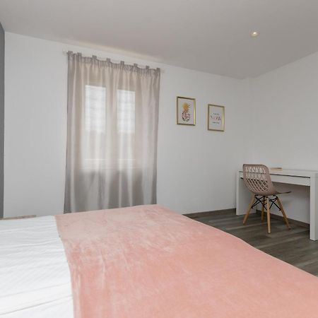 Villa Viscum In Central Istria For 8 Persons With Large Garden - Pet Friendly 파진 외부 사진