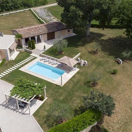 Villa Viscum In Central Istria For 8 Persons With Large Garden - Pet Friendly 파진 외부 사진