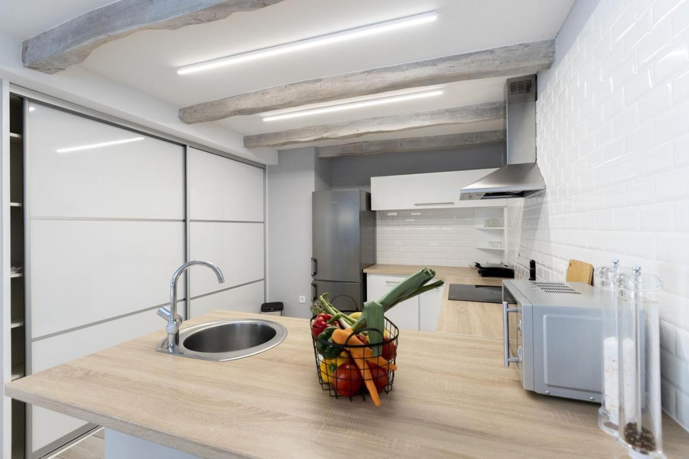 Villa Viscum In Central Istria For 8 Persons With Large Garden - Pet Friendly 파진 외부 사진