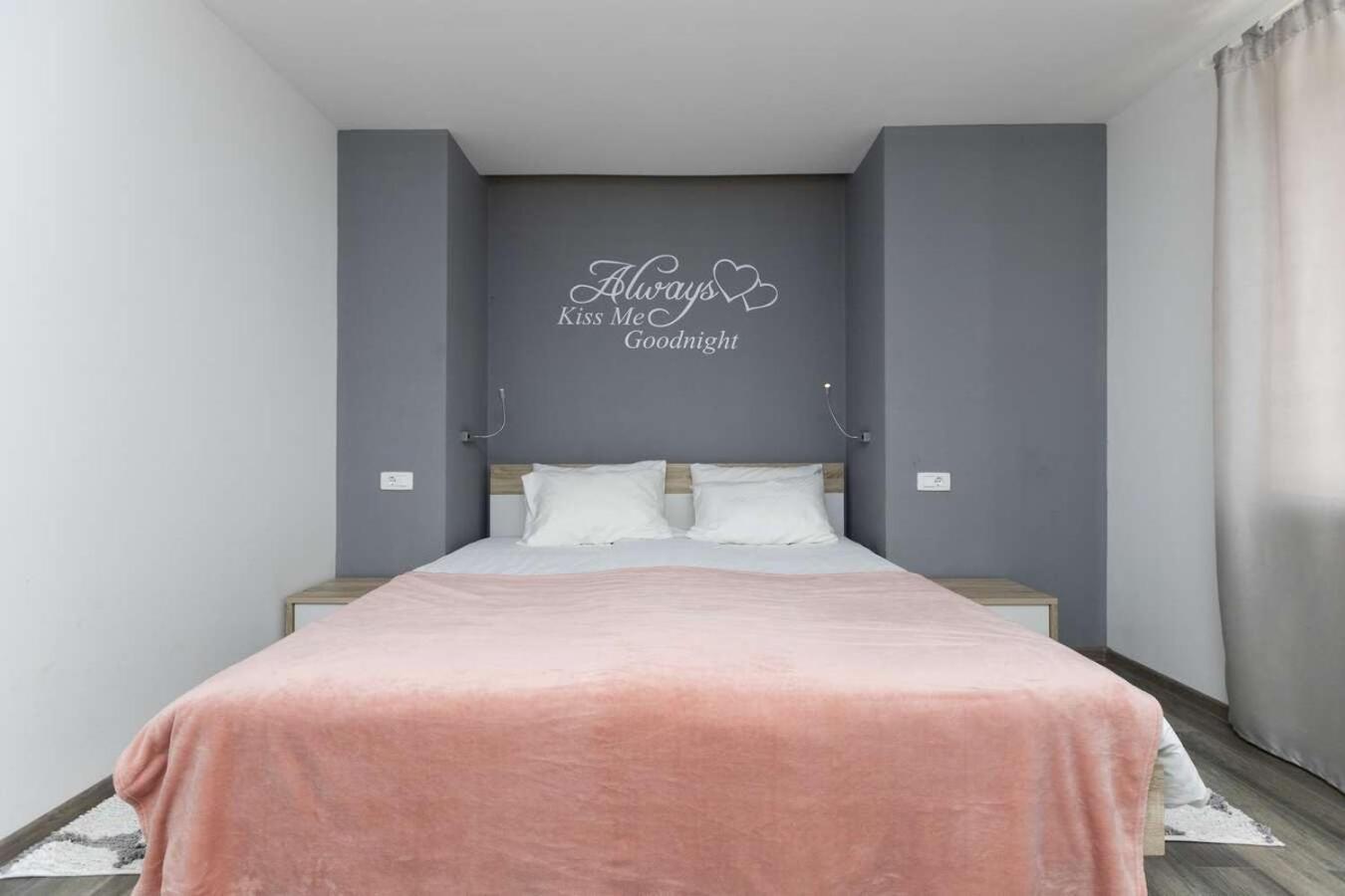 Villa Viscum In Central Istria For 8 Persons With Large Garden - Pet Friendly 파진 외부 사진