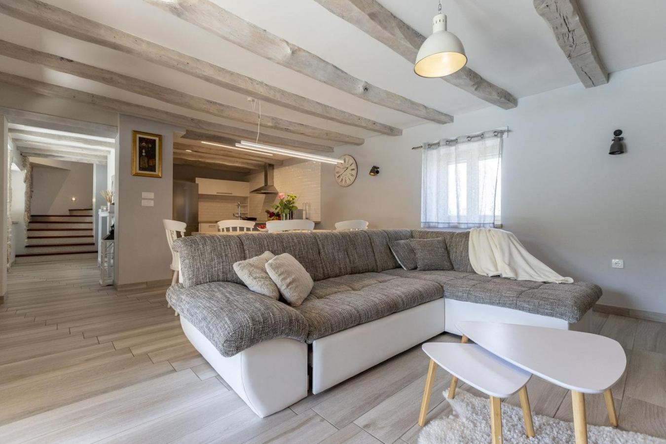Villa Viscum In Central Istria For 8 Persons With Large Garden - Pet Friendly 파진 외부 사진